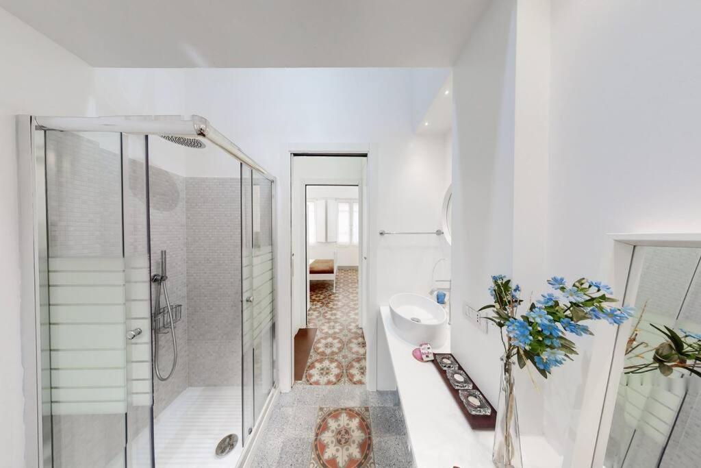 Apartment Nearby Historic Center - 2 Private Bathrooms Cagliari
